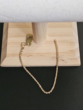 14k Gold Bracelet 7 Inch